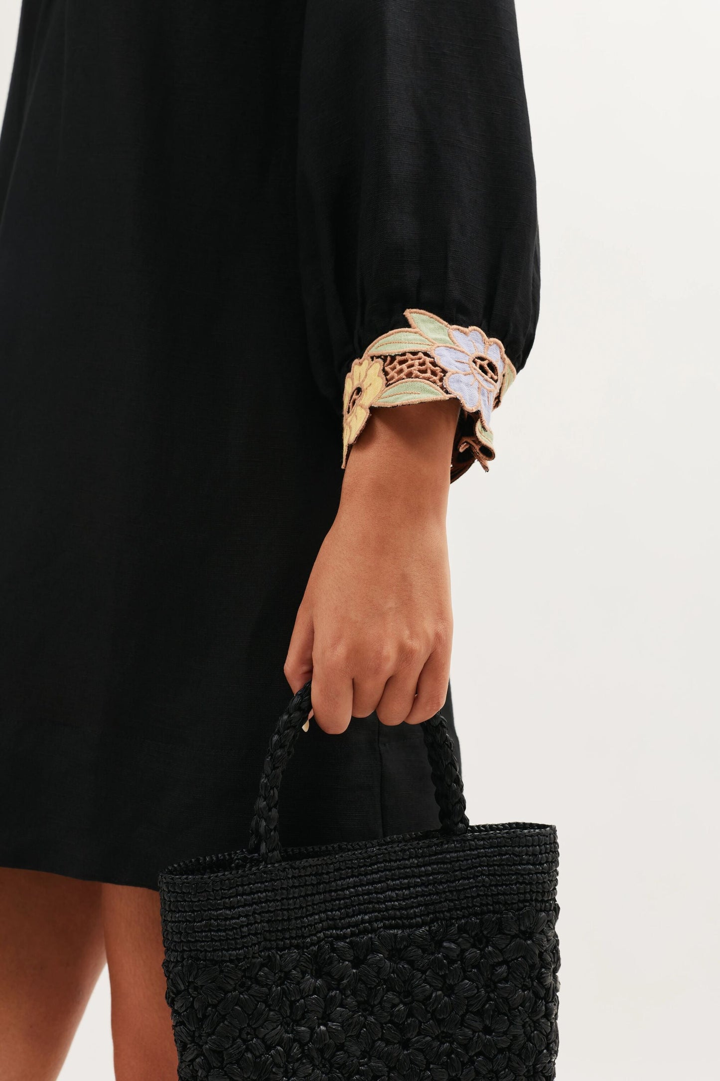 Lorienne - Calla Embroidery Black
