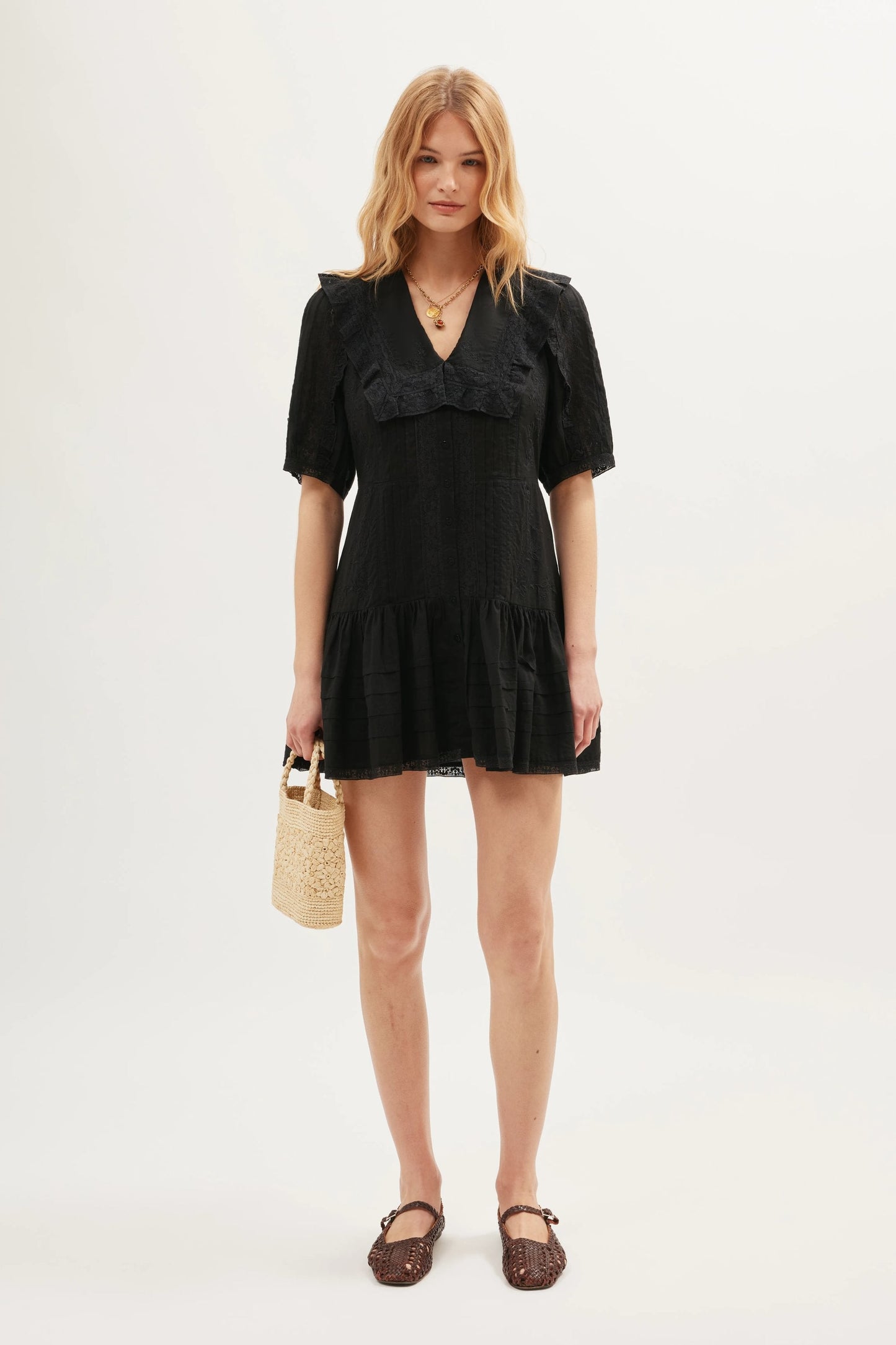 Dove - Pansy Embroidery Black