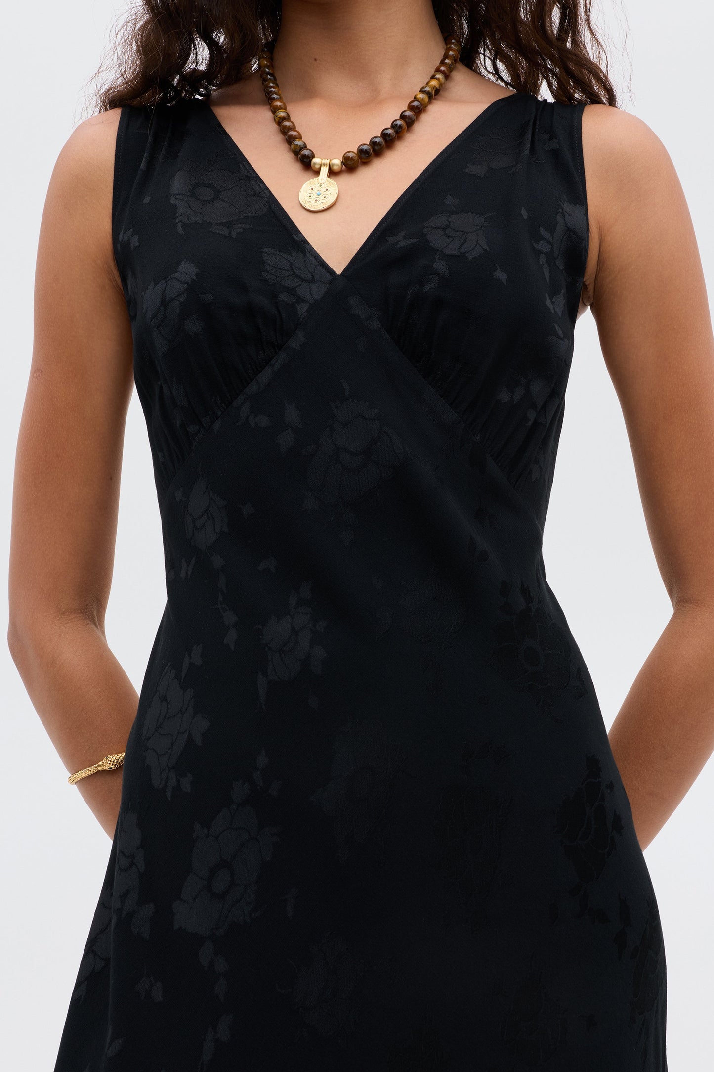 Sandrine - Black Poppy Jacquard