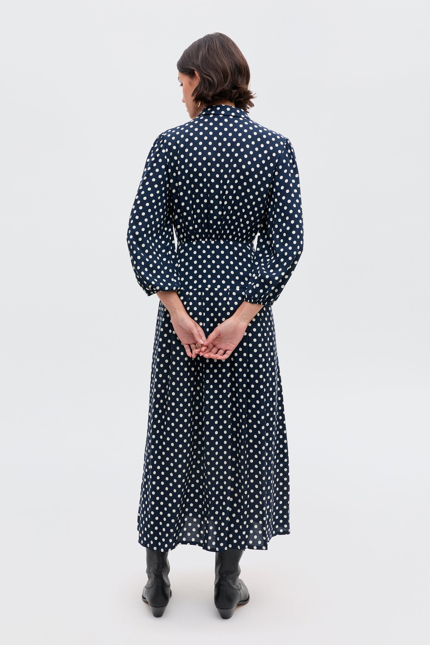 Izzy - Runway Spot Navy
