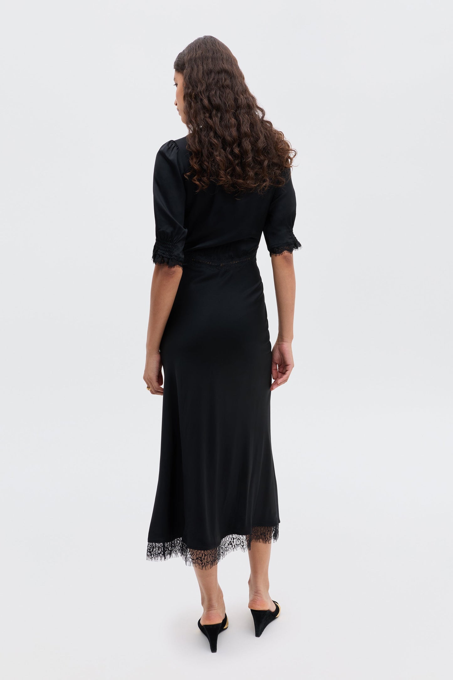 Annina - Black