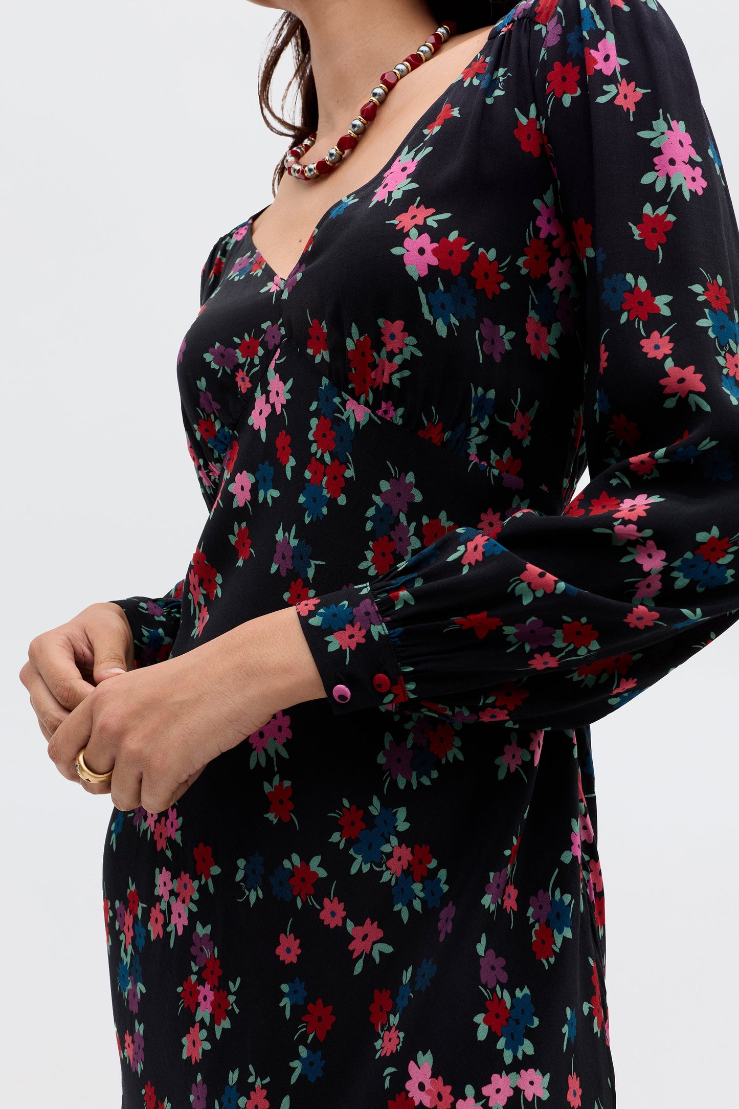Mavis - City Floral Black
