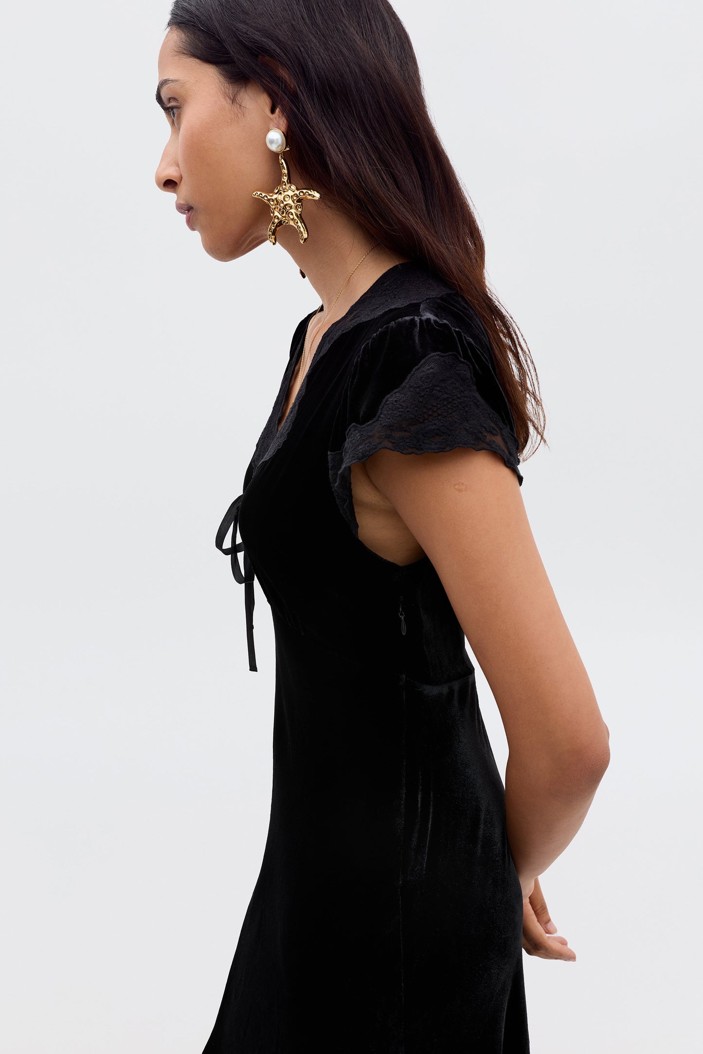 Amari - Black