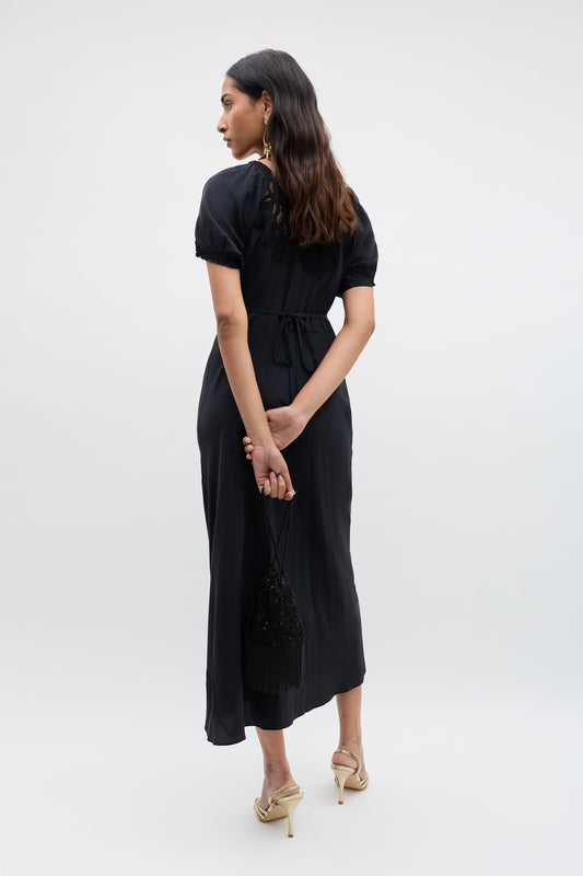 Ilaria  -  Black