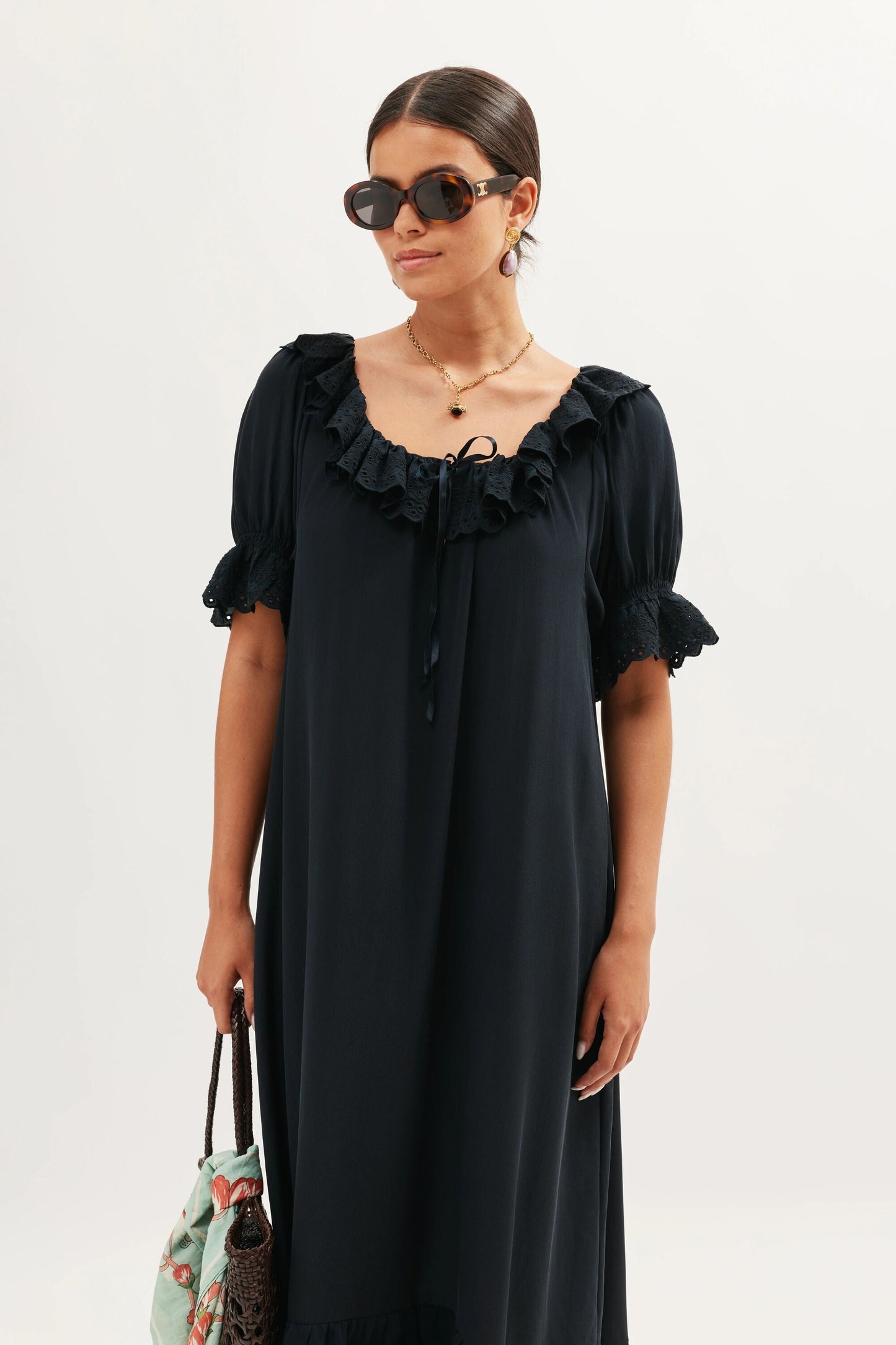 Aprilia  -  Gracie Embroidery Black