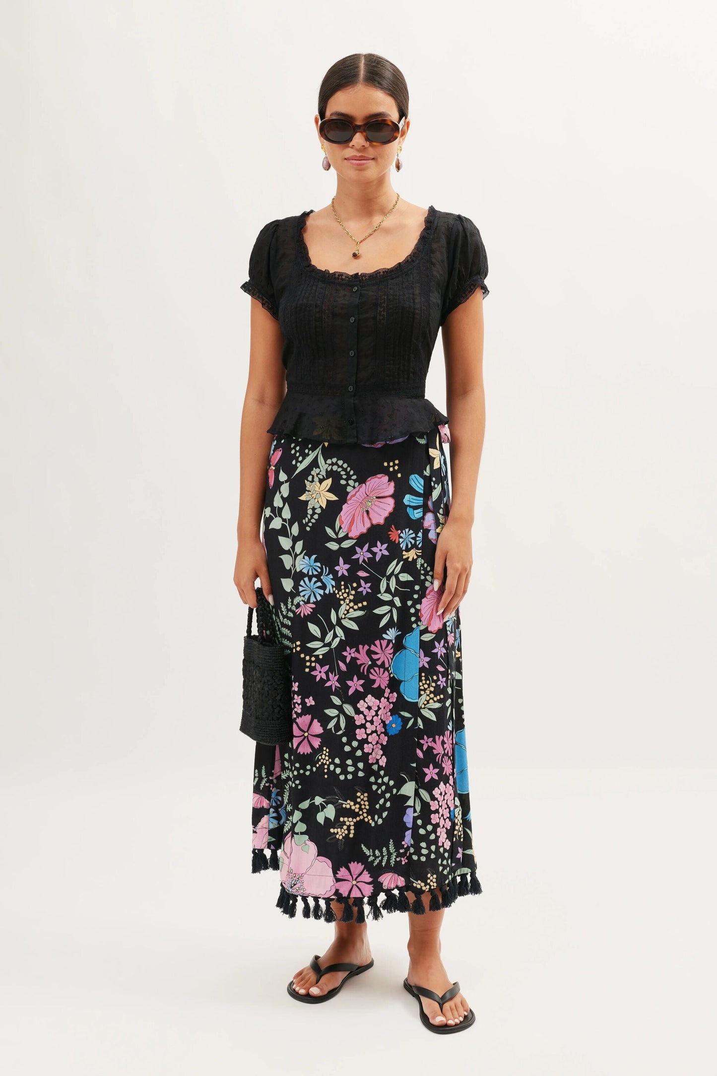 Parisa  -  Bhatia Floral Black