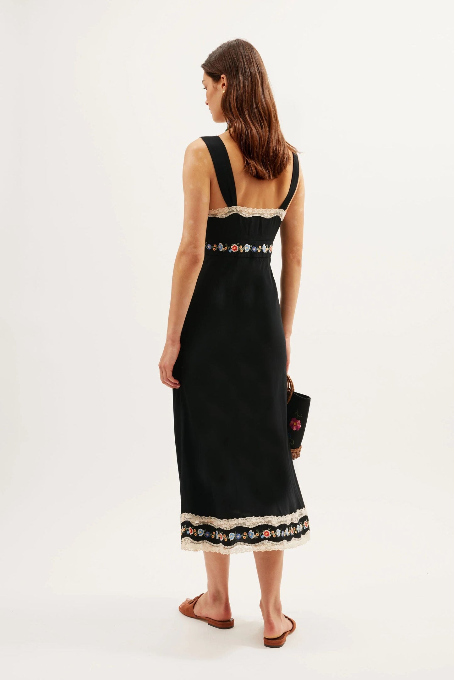 Lucie  -  Bloom Embroidery Black