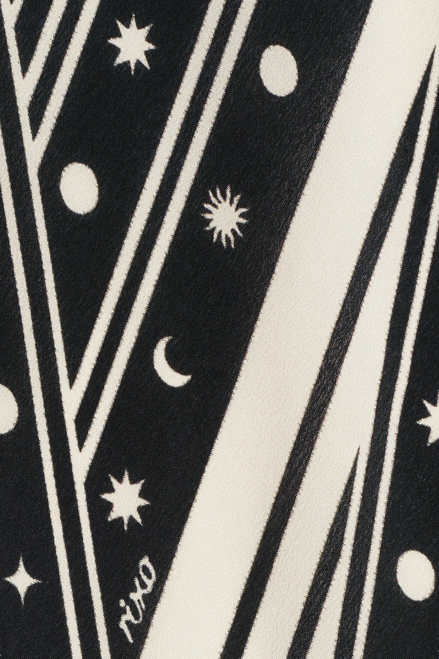 Nara  -  Starstruck Black