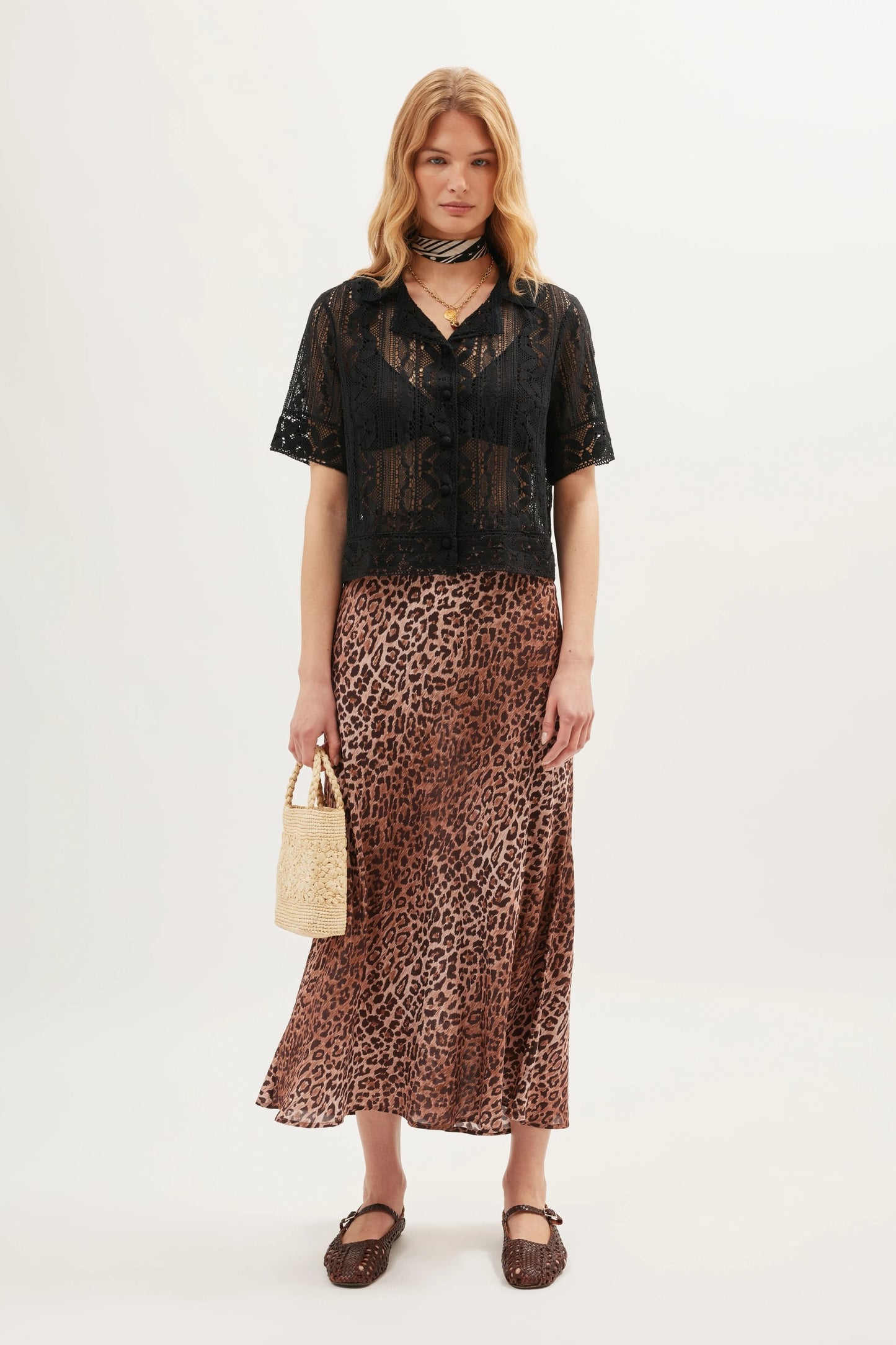Diona  -  Black