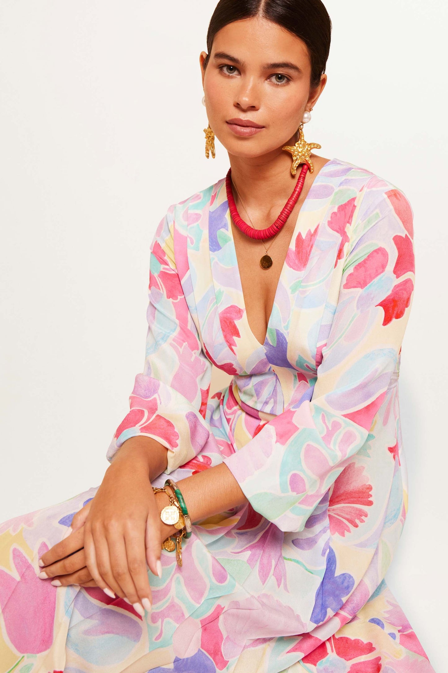 Camellia - Abstract Tulip Ivory
