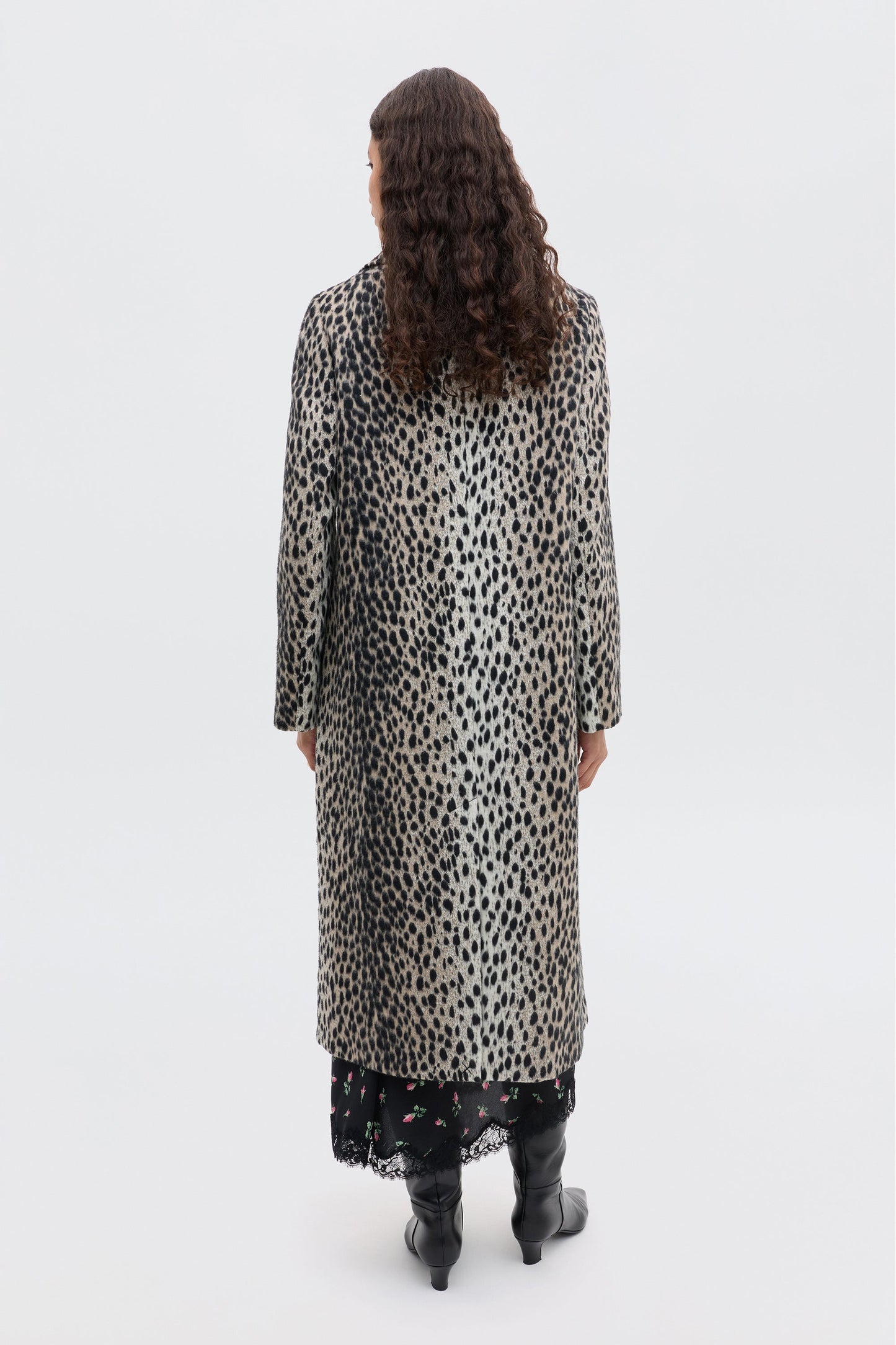 Rosemary - Antelope Spot Jacquard Black