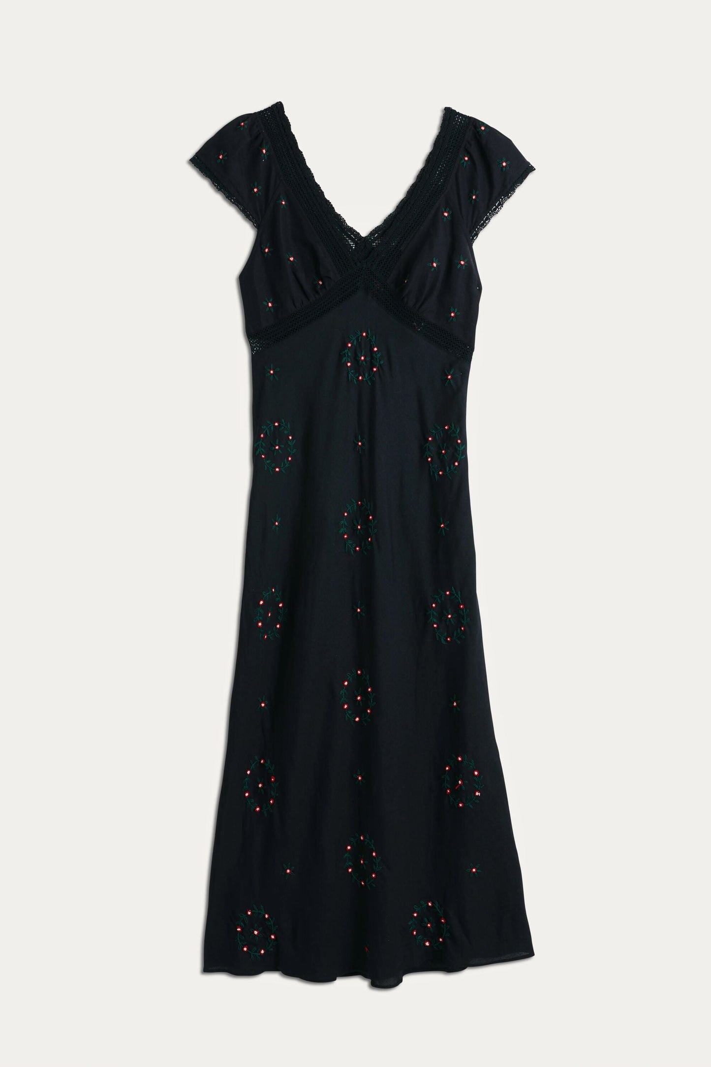 Iggy  -  Rose Trail Embroidery Black