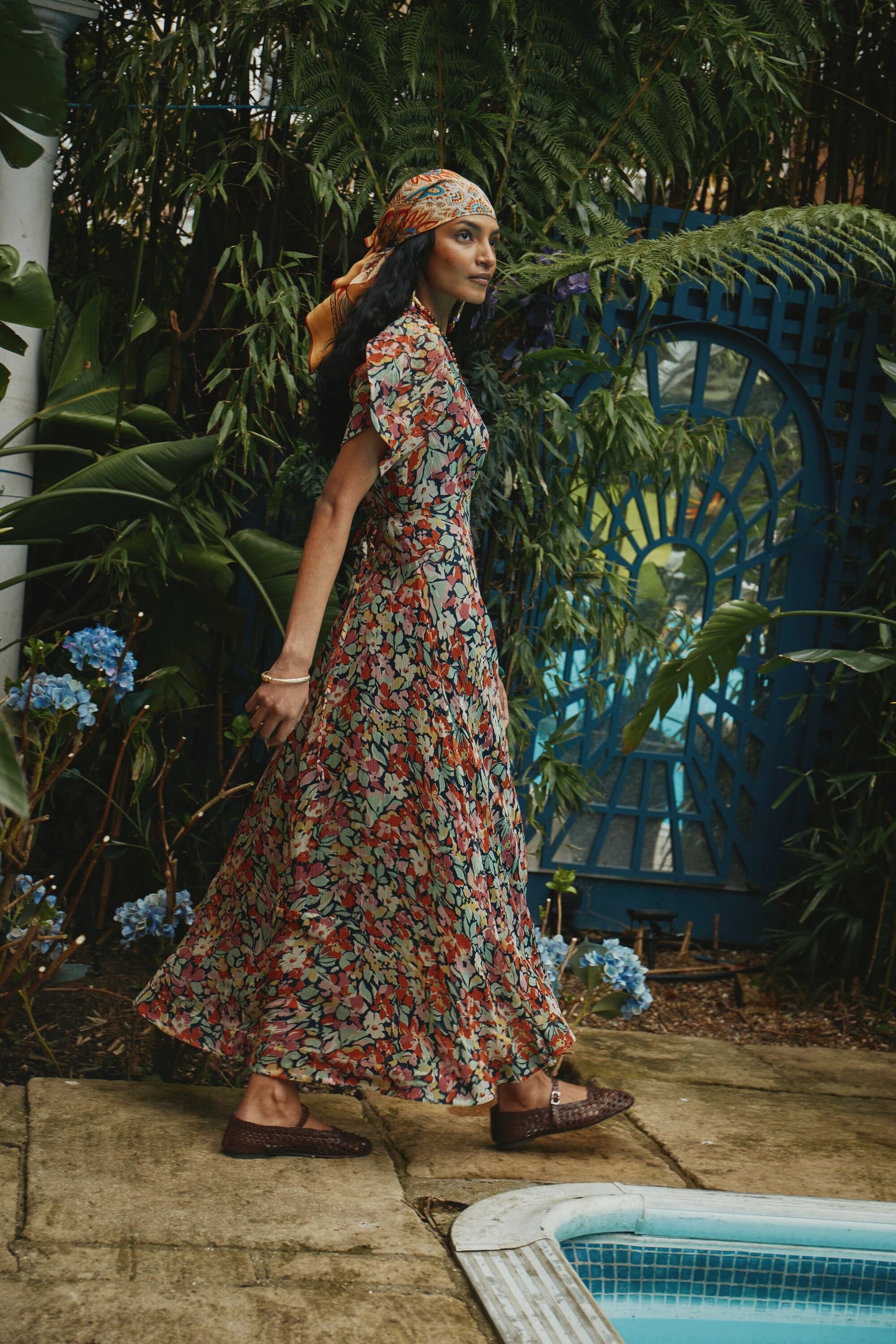 Novara - Vintage Floral Deep Navy