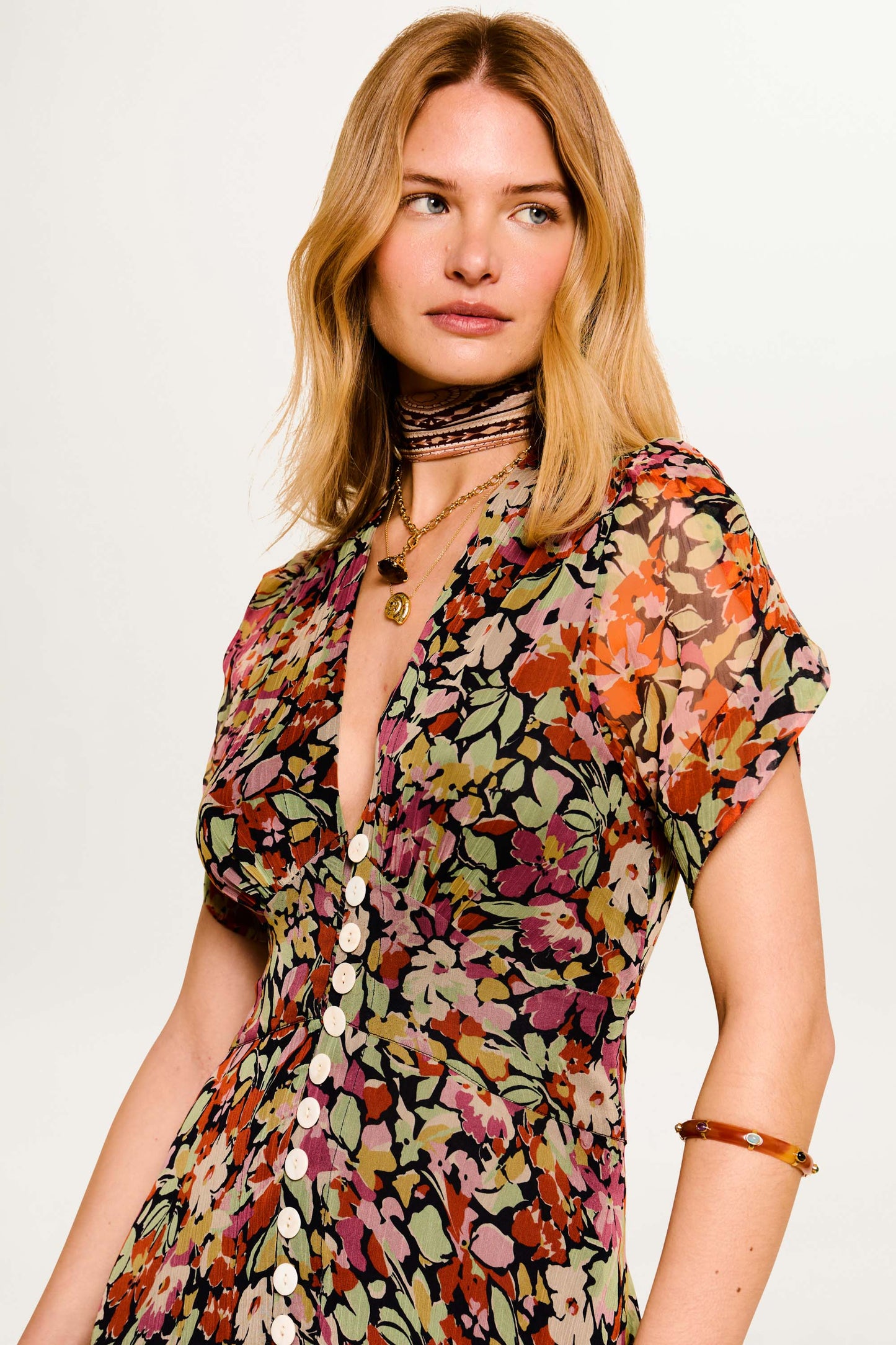 Novara - Vintage Floral Deep Navy