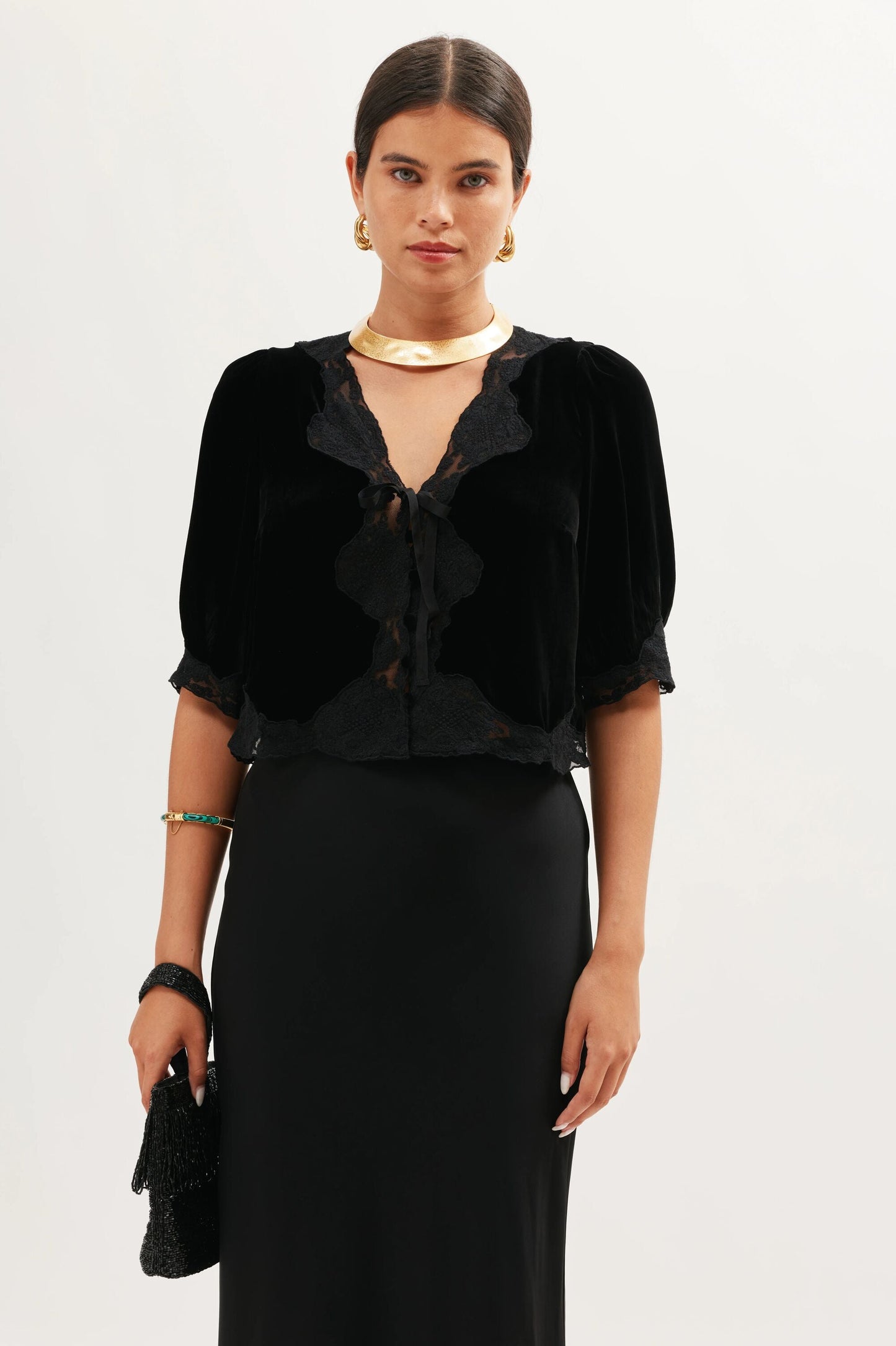 Ursula - Black